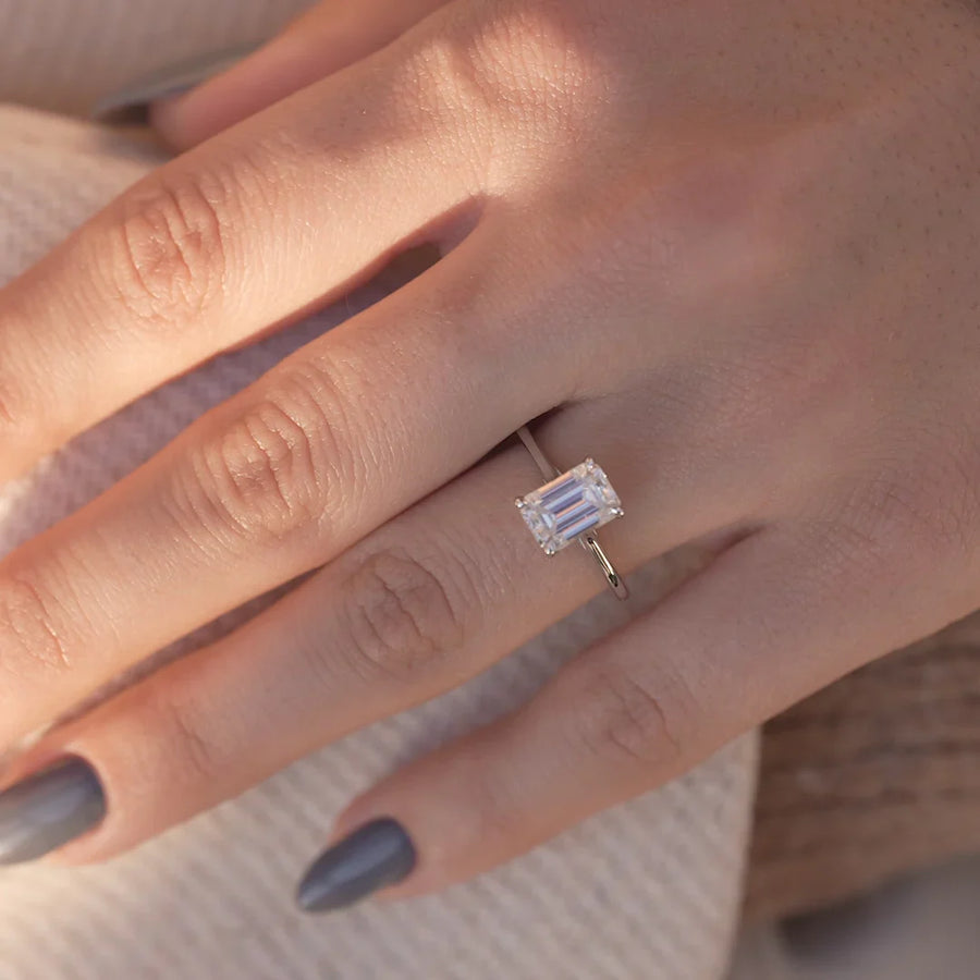  The Solitaire Lexie Emerald Lab Diamond Ring 14k White Gold 003