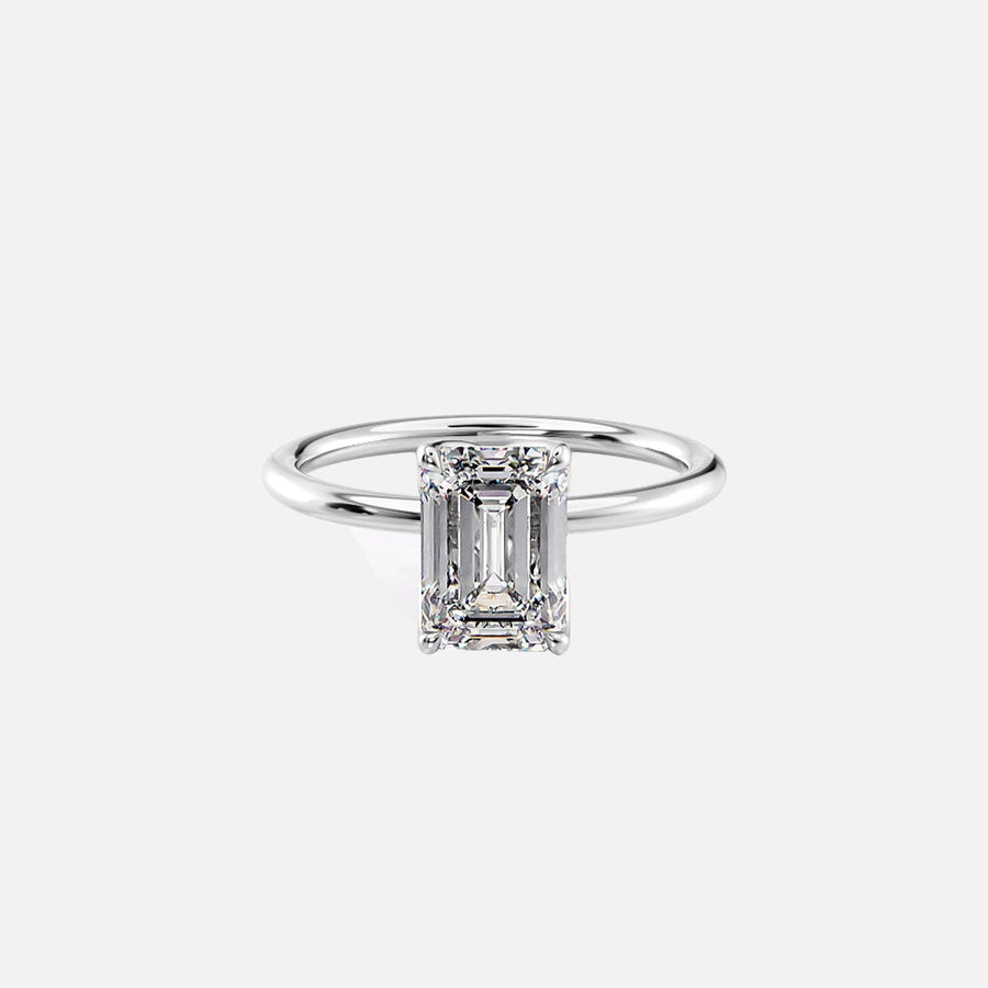  The Solitaire Lisa Emerald Moissanite Ring 18k White Gold 001