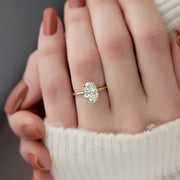  The Solitaire Low Profile Kamellie Oval Lab Diamond Ring 14k Yellow Gold 005