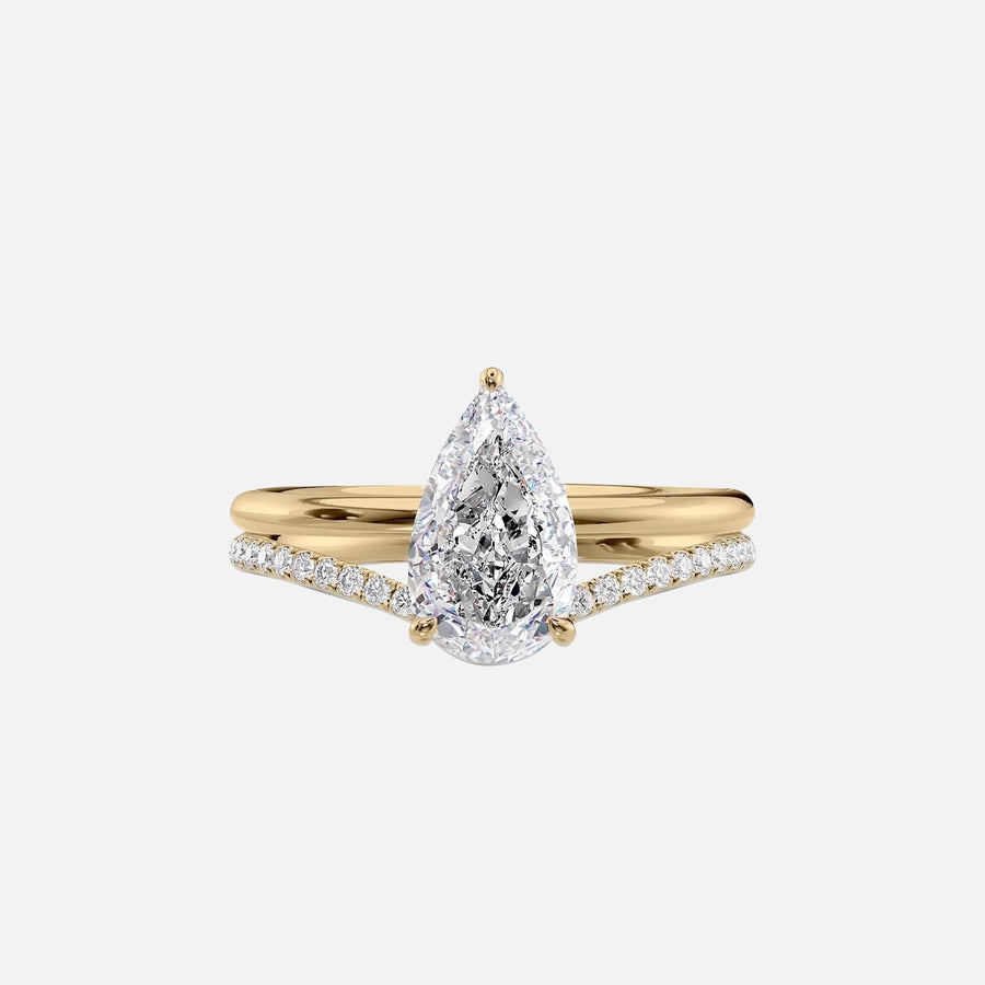  The Solitaire Low Profile Kamellie Pear Moissanite Ring 18k Yellow Gold 003