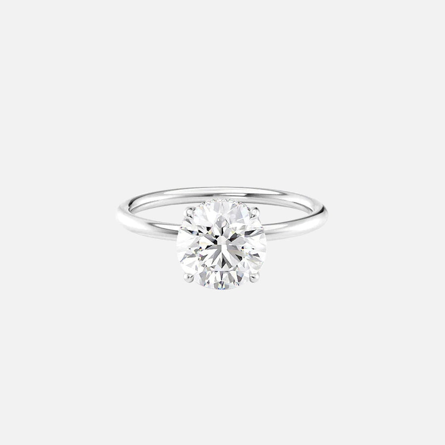  The Solitaire Low Profile Kamellie Round Lab Diamond Ring 18k White Gold 001