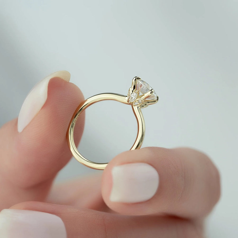  The Solitaire Luna Round Lab Diamond Ring 14k Yellow Gold 004