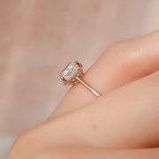  The Solitaire Maia Oval Lab Diamond Ring 18k Rose Gold 004