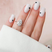  The Solitaire Maia Pear Moissanite Ring 18k White Gold 003
