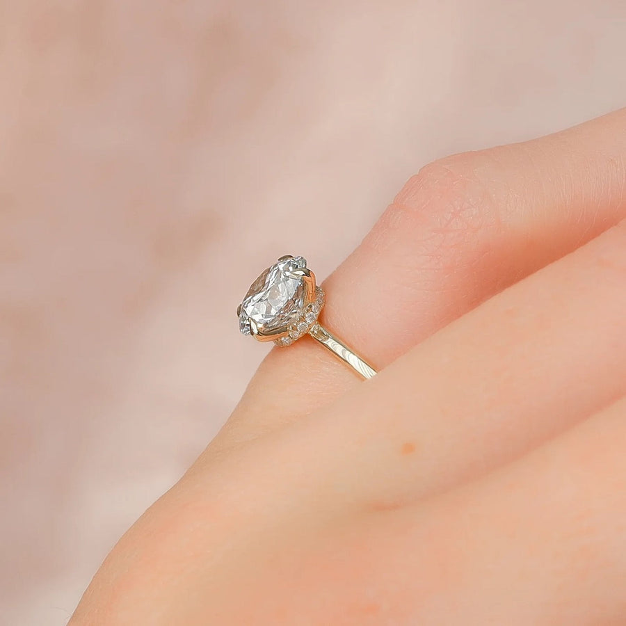  The Solitaire Nelly Round Moissanite Ring 18k Yellow Gold 004 Final