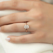  The Solitaire Petal Kamellie Radiant Lab Diamond Ring 18k Rose Gold 003