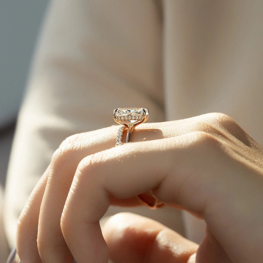  The Solitaire Sarah Radiant Lab Diamond Ring 14k Rose Gold 004 Final