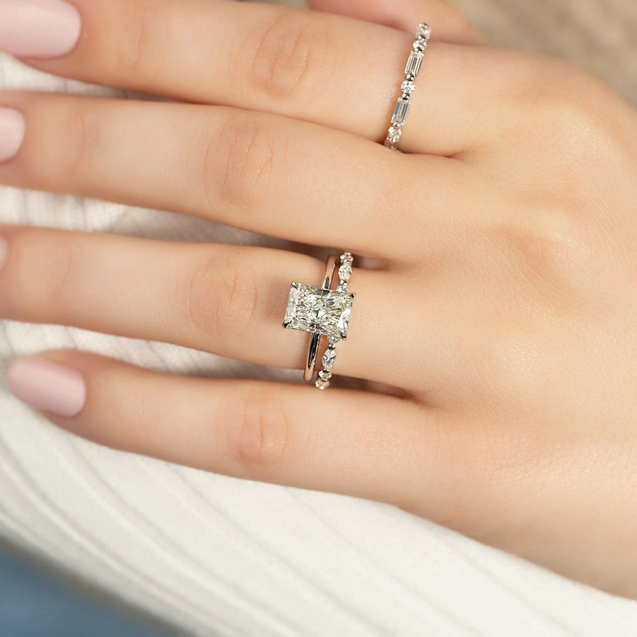  The Solitaire Sarah Radiant Moissanite Ring 18k White Gold 003