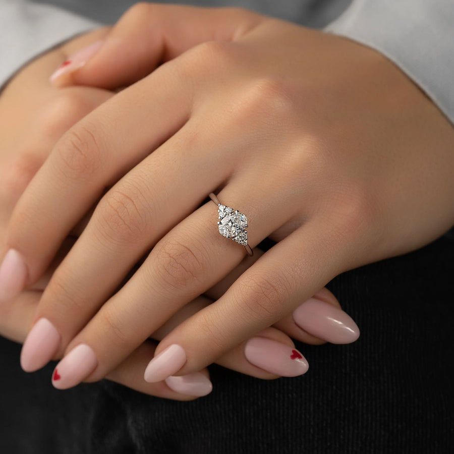  The Victoria Oval Lab Diamond Ring 14k White Gold 003
