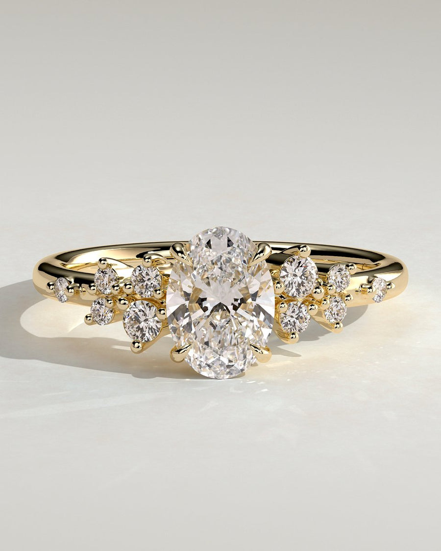Bella (Oval)