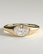 Sophie (Oval)