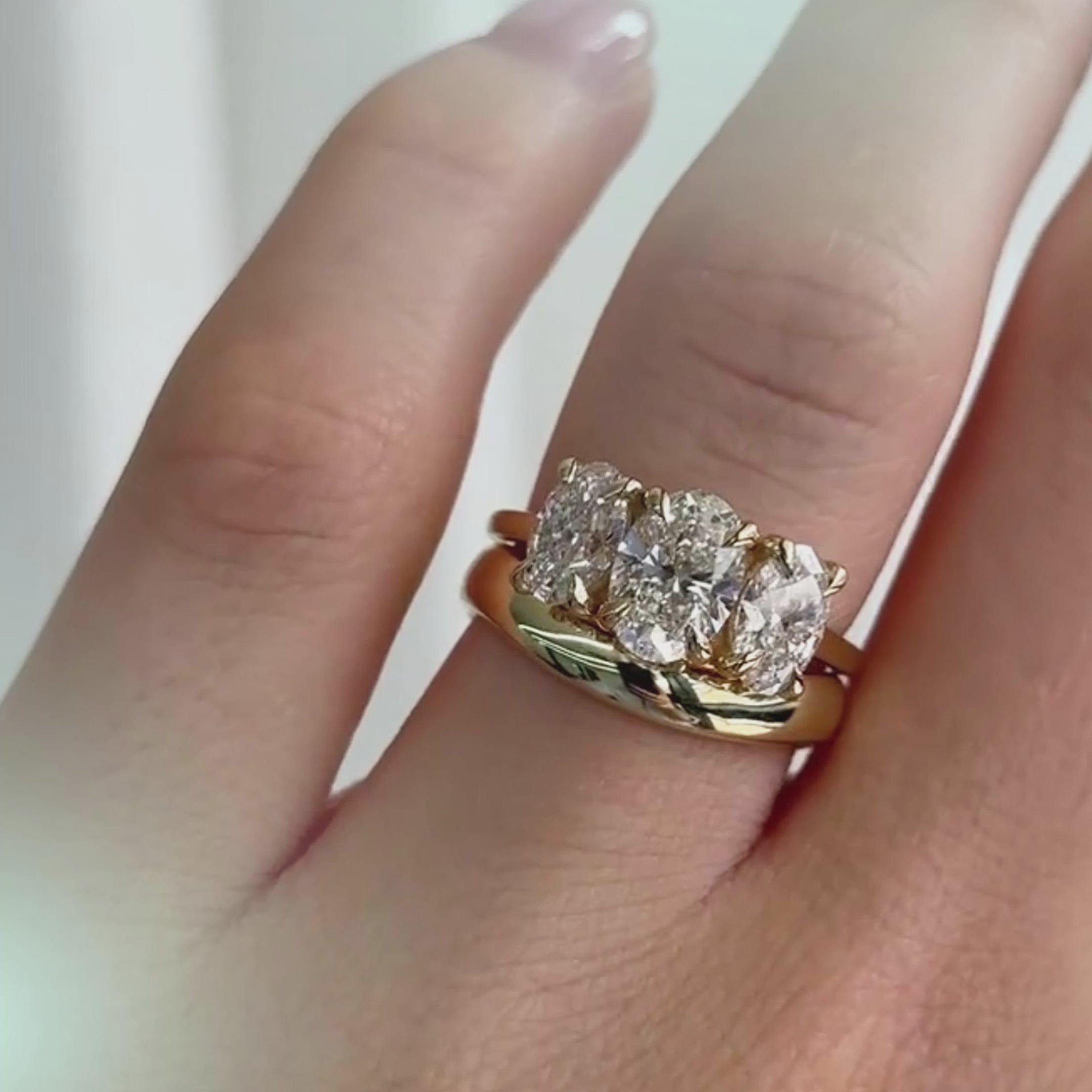 Belle Moissanite_14k White Gold