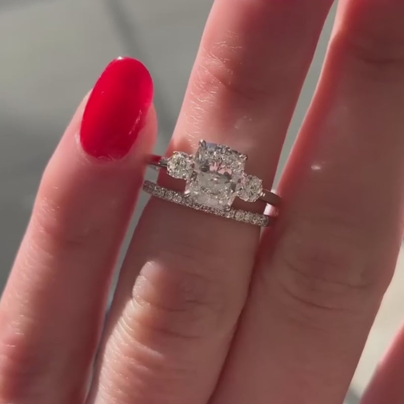 Cushion Julia & Opulent Aurora Ring Stack_14k White Gold