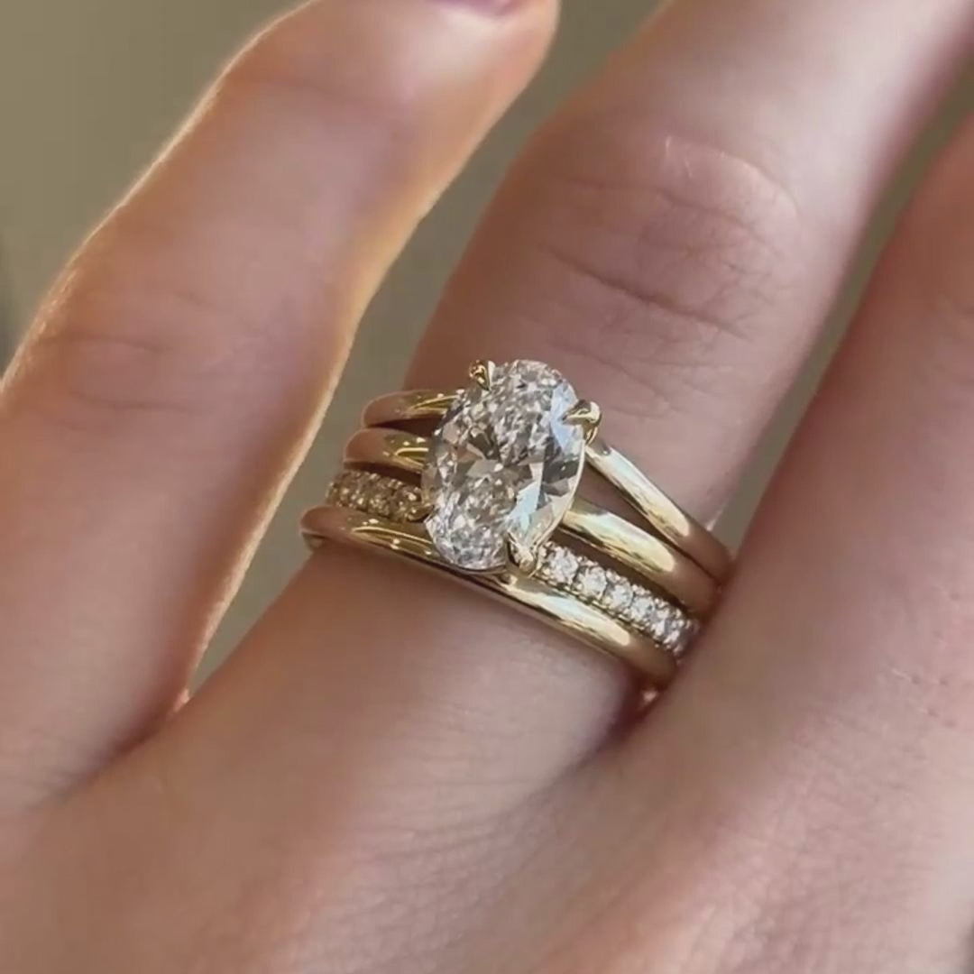 Oval Solitaire Glamour & Alisha Ring Stack_14k Yellow Gold
